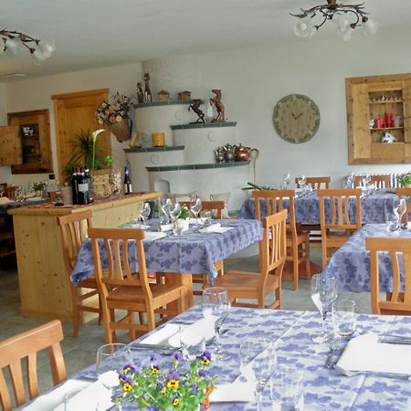 Agriturismo Raethia Isolaccia Eksteriør billede