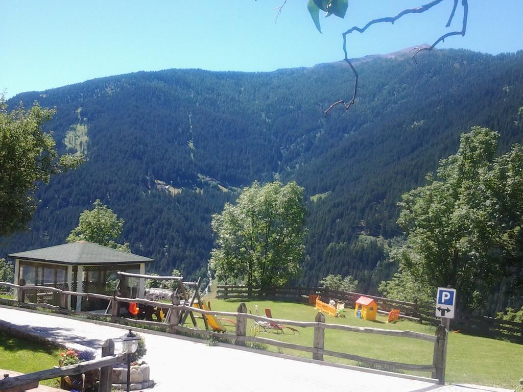 Agriturismo Raethia Isolaccia Eksteriør billede