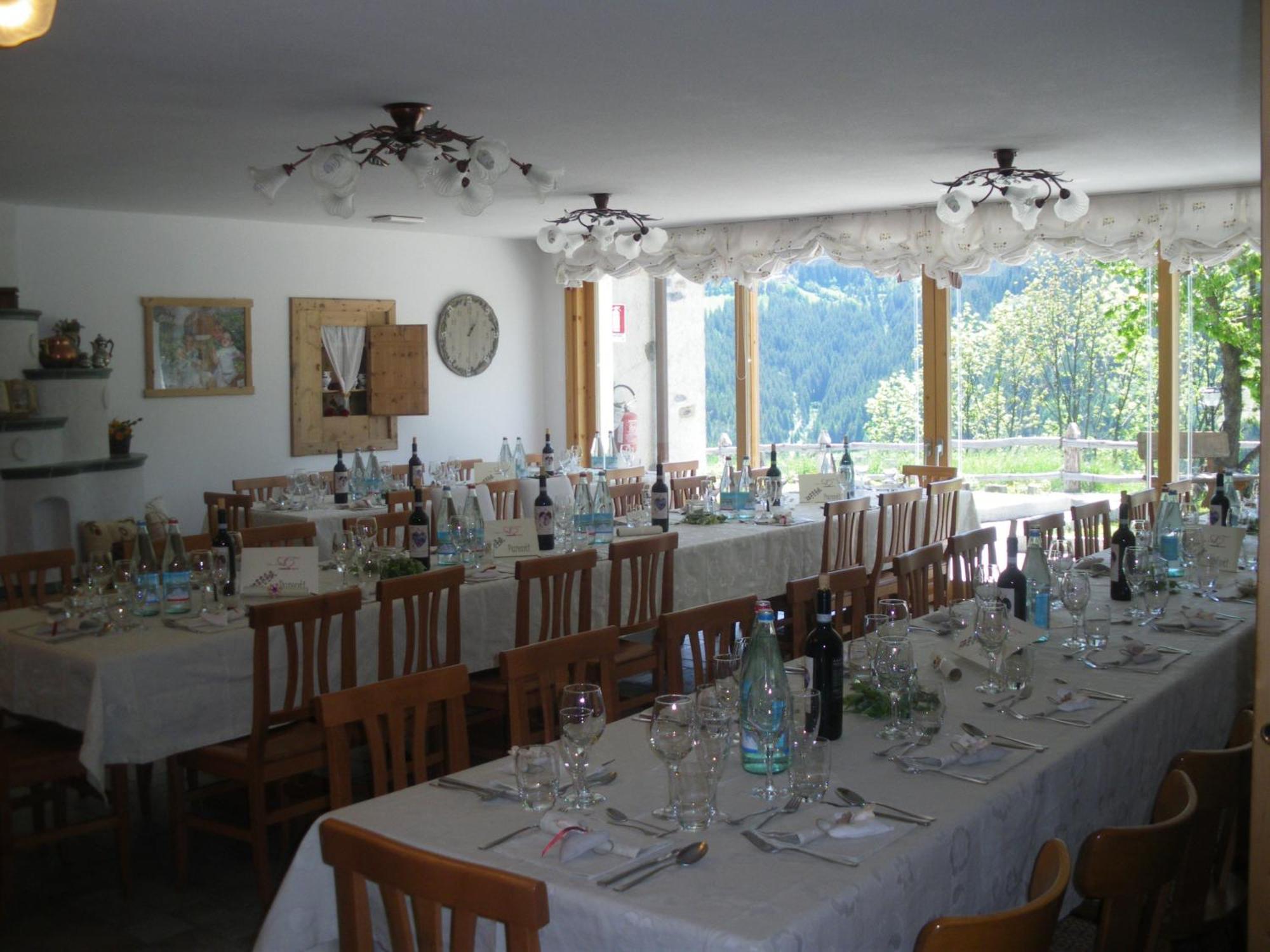 Agriturismo Raethia Isolaccia Eksteriør billede