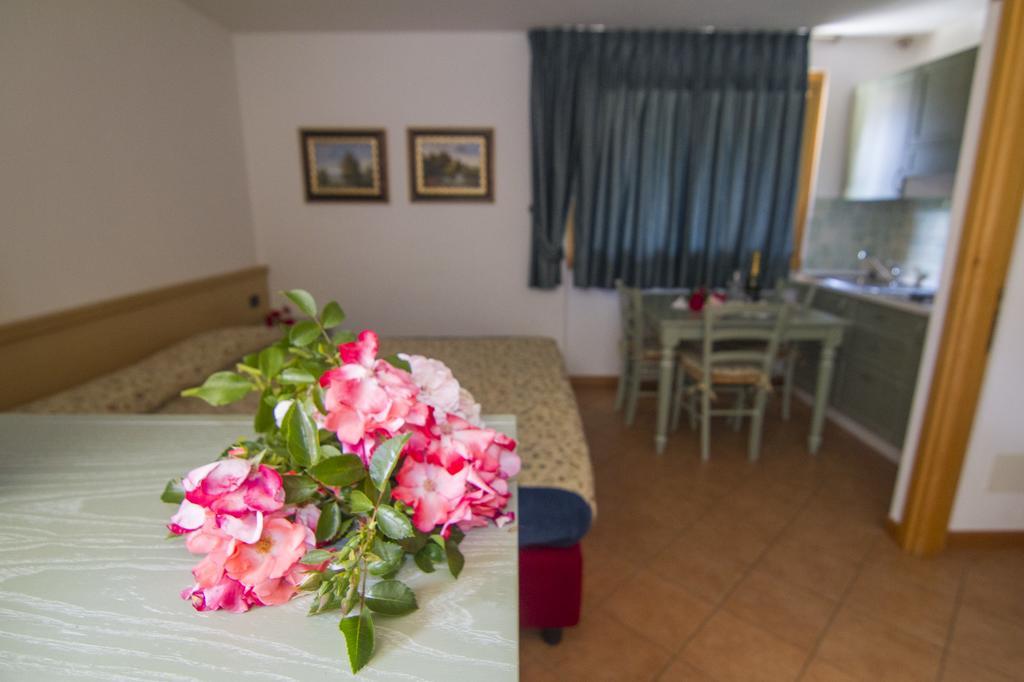 Agriturismo Raethia Isolaccia Eksteriør billede